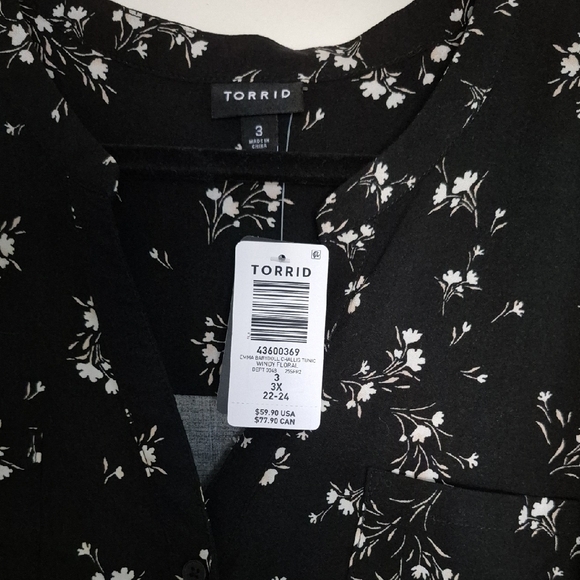 Torrid NWT Long Sleeve Black Floral Button-Front Babydoll Challis Tunic - Picture 2 of 5